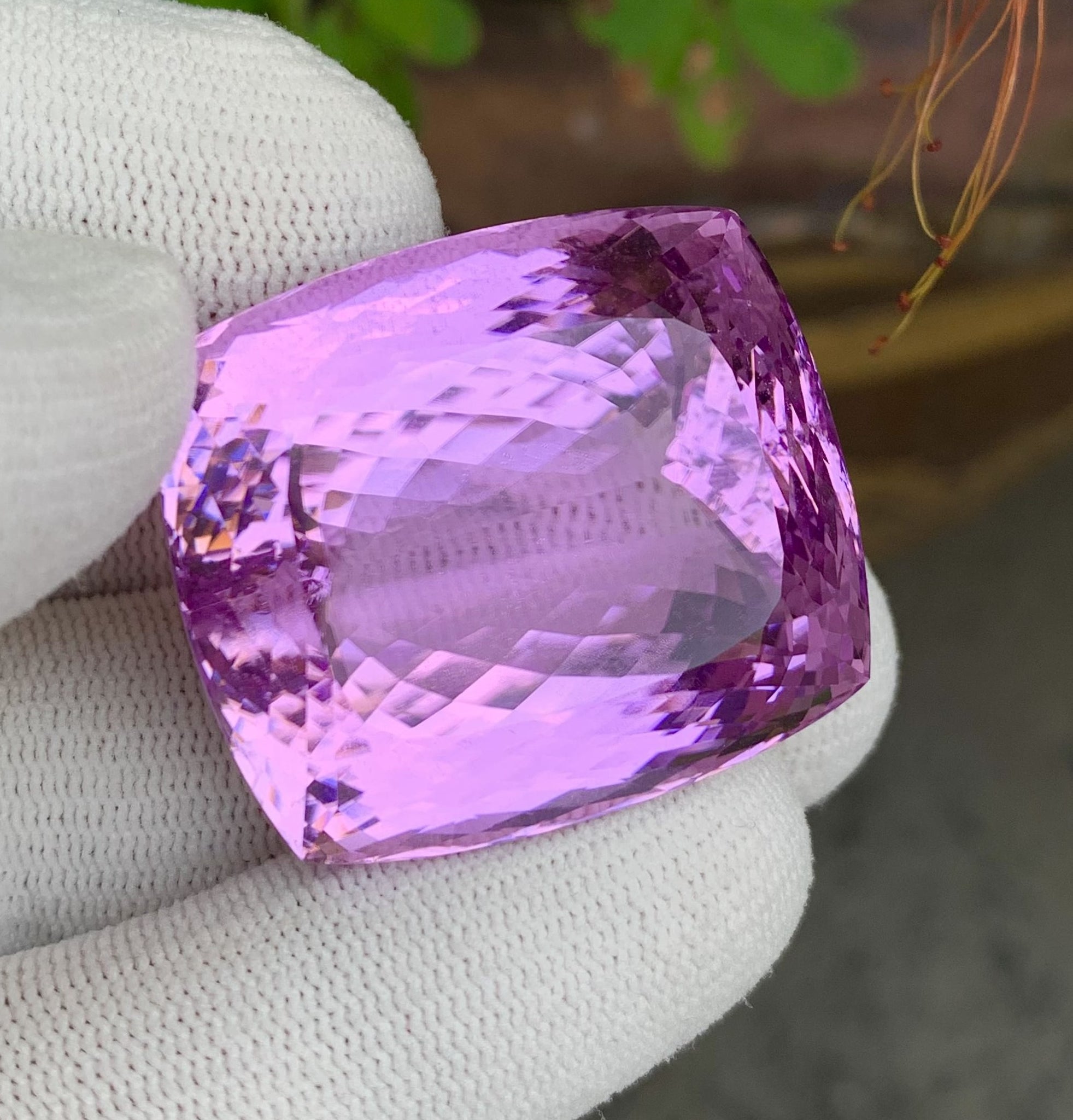 Rare Pink Kunzite Gemstone – 201.60 Carats, IF Clarity, Heated, Afghanistan Origin